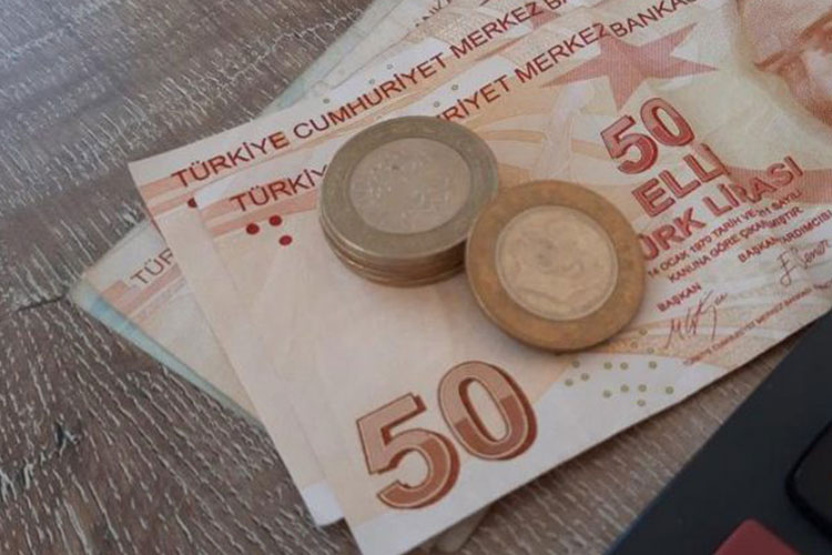 Asgari ücret “açlık ücreti” olarak devam